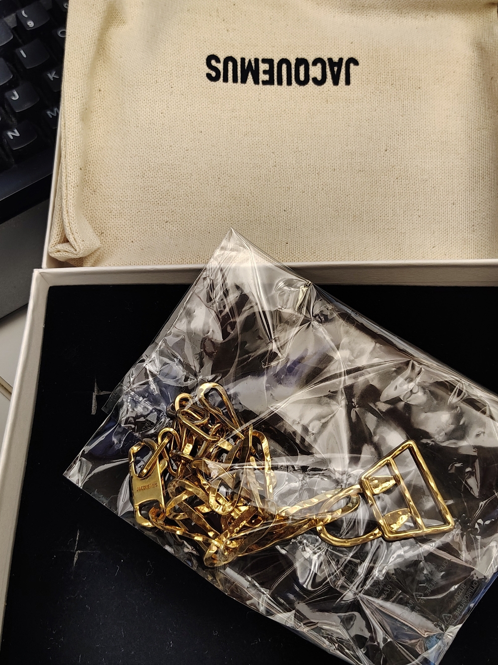 NWB JACQUEMUS Gold Le Collier Chiquito Necklace - Picture 9 of 16